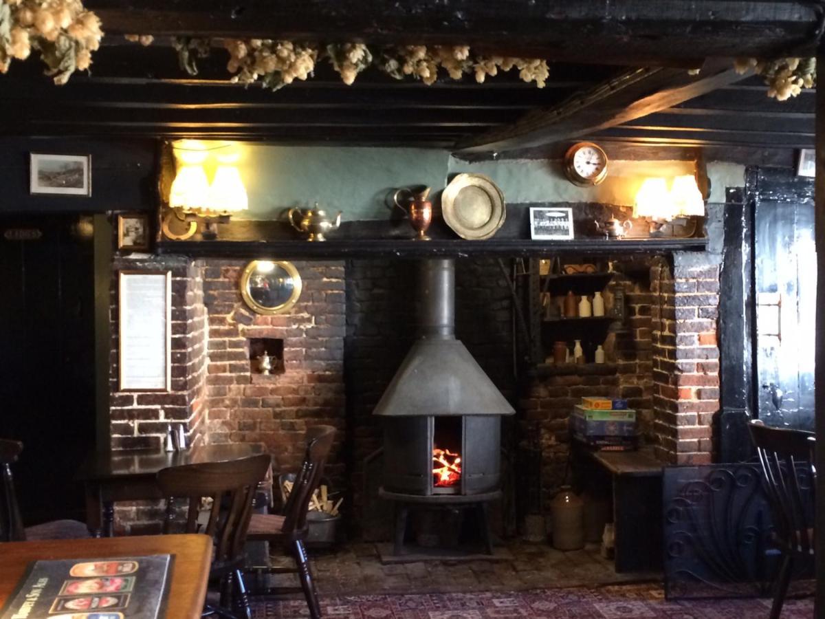 Rose And Crown B&B Burwash المظهر الخارجي الصورة