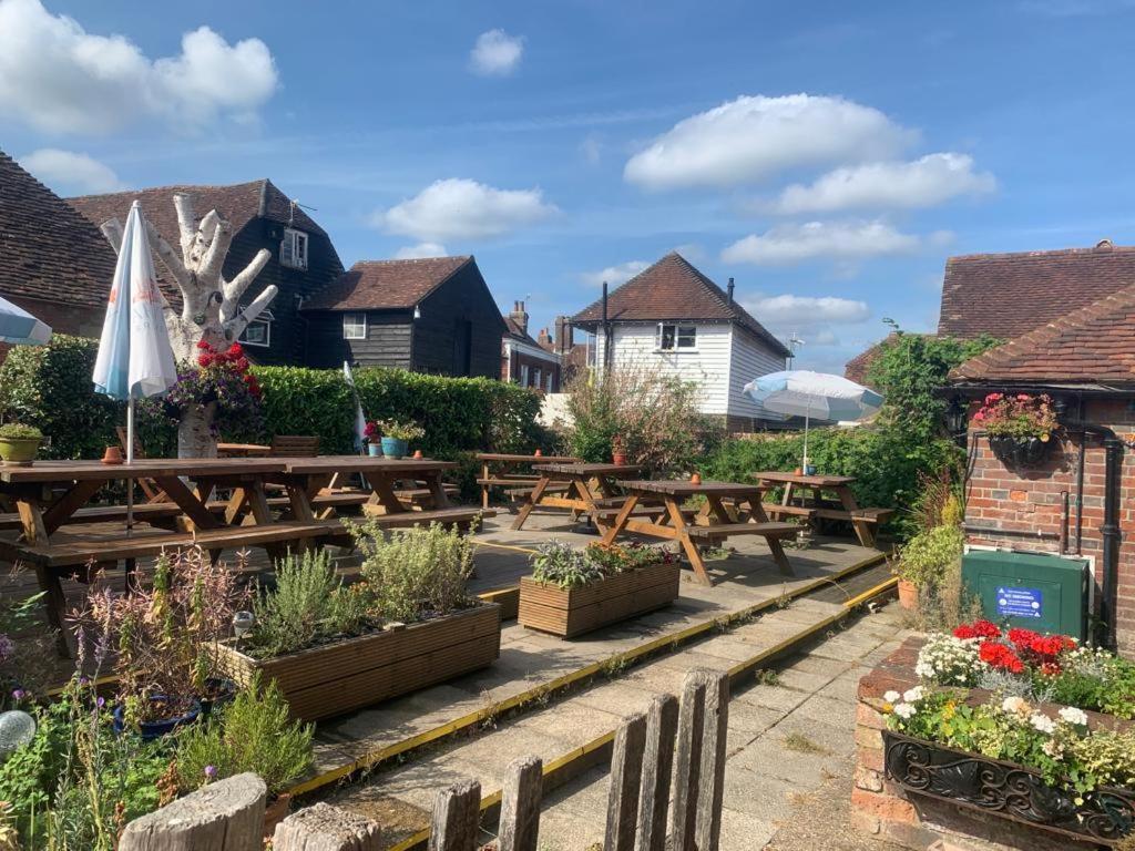 Rose And Crown B&B Burwash المظهر الخارجي الصورة